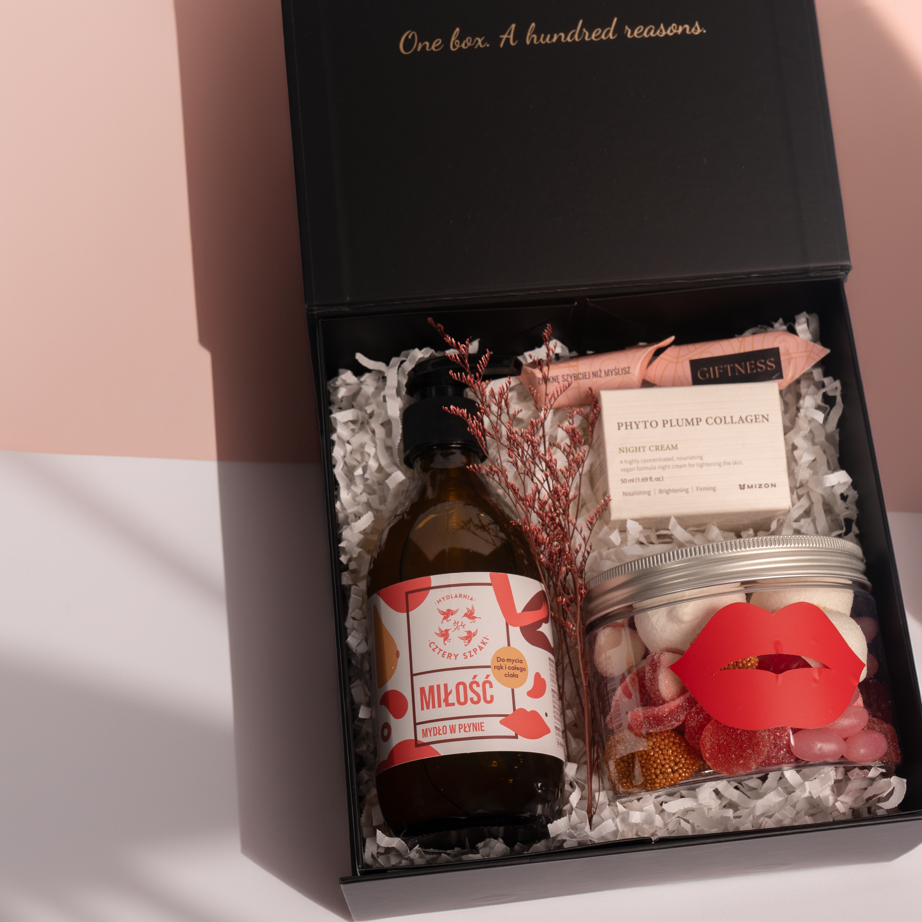 Kiss & Care Box