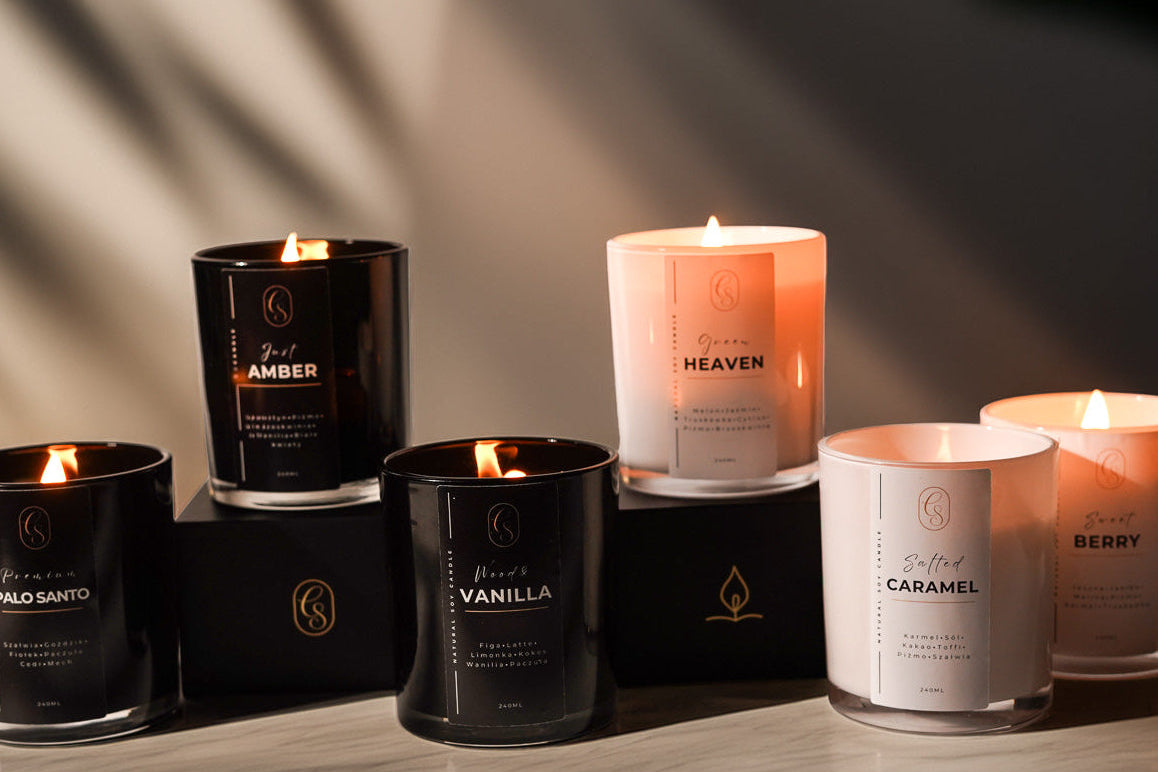 Świeca Sweet Berry 240 ml | Giftness